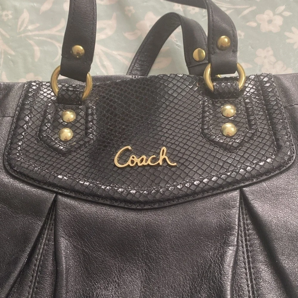 Authentic Coach Ashley Python. Excellent condition - Picture 8 of 13